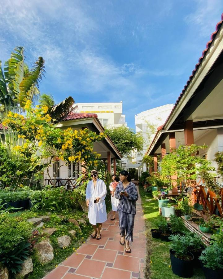 Lotus Garden Muine Resort & Spa Mũi Né Extérieur photo